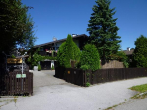Ferienwohnungen Lärchennest zwischen Chiemsee und Bergen